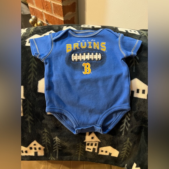 Set of 3 | (2) Boston Red Sox Onesies & (1) UCLA Bruins Onesie | 3-6 mos - Picture 3 of 12